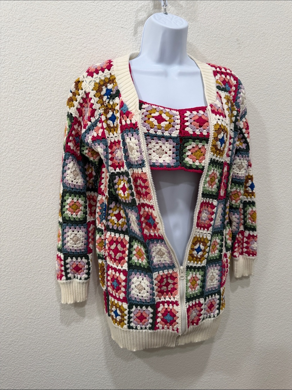FARM Rio Cream Multicolor Crochet Granny-Square Zip Cardigan XSMALL
